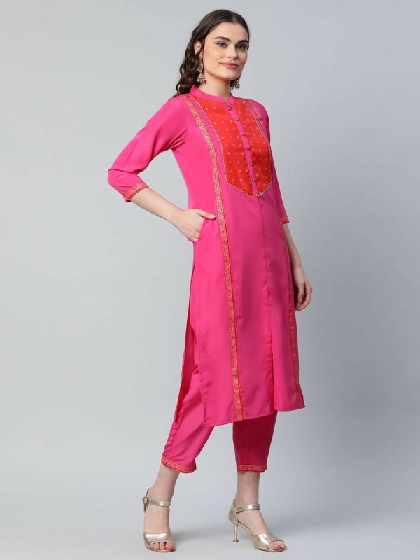 Ahalyaa Womens Pink Crepe Printed Kurta Pant Set on Sale