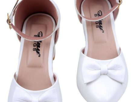 Tiny Bugs Girls Bow Embellished Ballerinas - White Supply