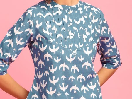 Janasya Women s Blue Cotton Animal Print Regular Top Sale